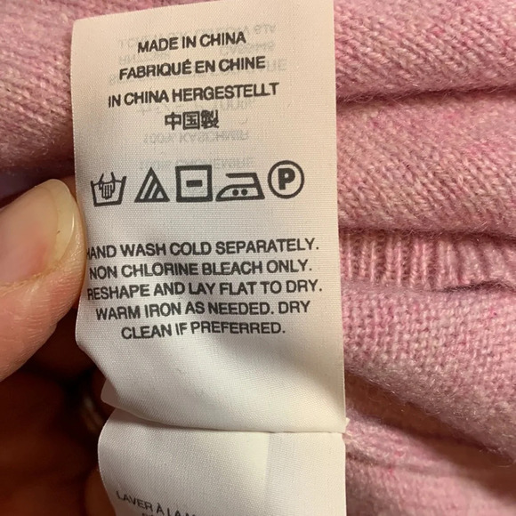 J crew size small light pink cashmere sweater crew neck long sleeve so soft - Picture 6 of 9
